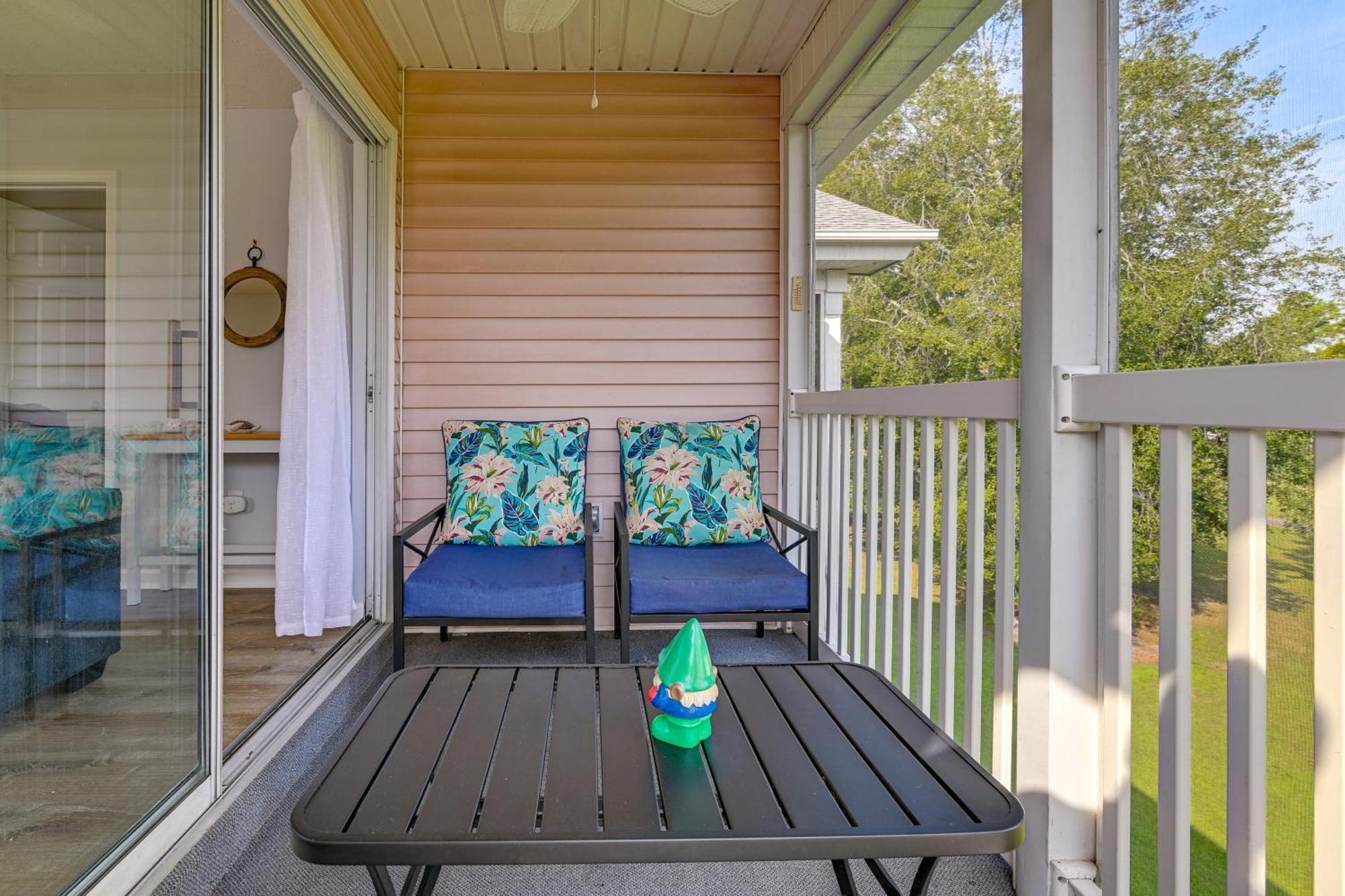 Chic Myrtle With Amenity Access Myrtle Beach